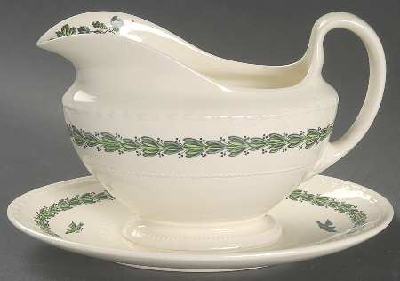 Hereford Gravy Boat with Attached Underplate
