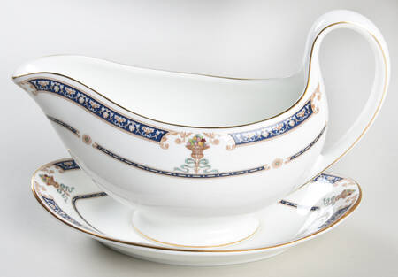 Highgrove Gravy Boat & Underplate