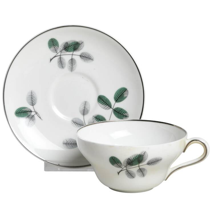 Honesty Flat Cup & Saucer Set