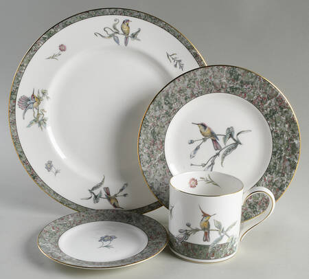 Humming Birds 4 Piece Place Setting