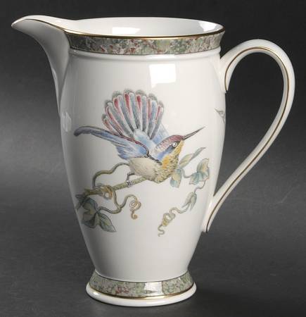 Humming Birds 24 Oz Pitcher