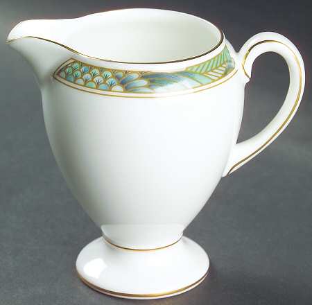 Icarus Globe Shape Creamer