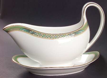 Icarus Gravy Boat & Underplate