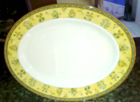 India 17" Oval Serving Platter