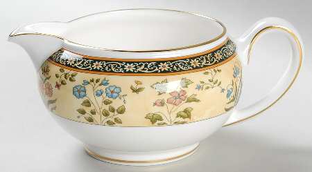 India 146 Shape Creamer