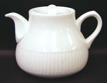 Insignia Teapot & Lid