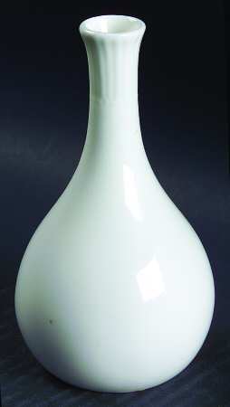 Insignia 5" Bud Vase
