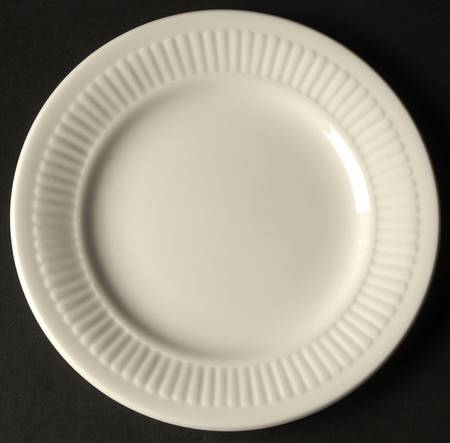 Insignia Dessert/Pie Plate