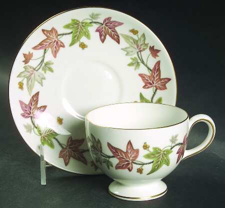 Ivyhouse Footed Cup & Saucer Set