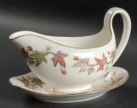 Ivyhouse Gravy Boat & Underplate