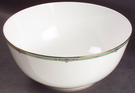 Jade 9" Salad Serving Bowl