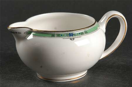 Jade 146 Shape Creamer