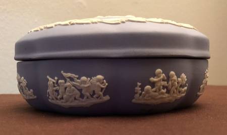 Cream Color on Lavender (Pale Blue) Jasperware Large Scalloped Candy Box & Lid