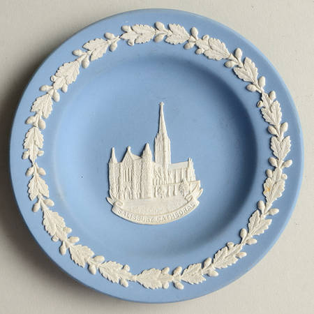 Cream Color on Lavender (Pale Blue) Jasperware Round Landmark Tray