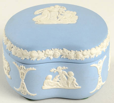 Cream Color on Lavender (Pale Blue) Jasperware Bean Box & Lid