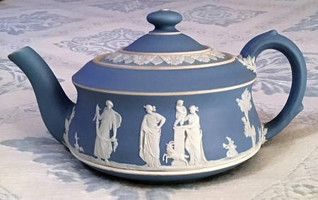 Cream Color on Lavender (Pale Blue) Jasperware Individual Teapot & Lid