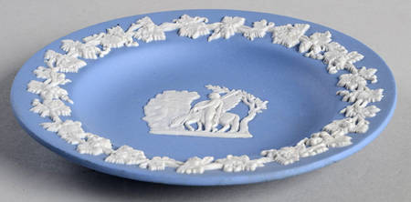 Cream Color on Lavender (Pale Blue) Jasperware 4" Round Tray