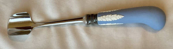 Cream Color on Lavender (Pale Blue) Jasperware Cheese Scoop