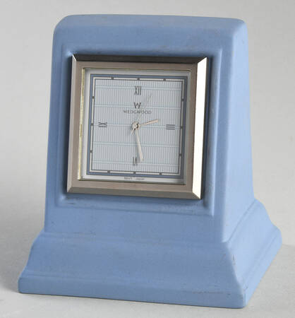 Cream Color on Lavender (Pale Blue) Jasperware Quartz Clock