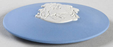 Cream Color on Lavender (Pale Blue) Jasperware Lid for Oval Apollo Box