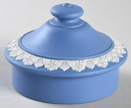 Cream Color on Lavender (Pale Blue) Jasperware Lid for Teapot