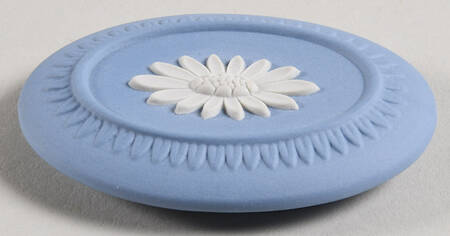 Cream Color on Lavender (Pale Blue) Jasperware 3" Oval Box-Lid Only