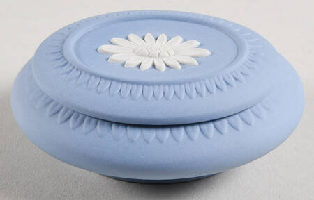 Cream Color on Lavender (Pale Blue) Jasperware 3" Oval Box with Lid
