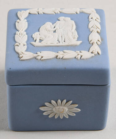 Cream Color on Lavender (Pale Blue) Jasperware Square Box & Lid