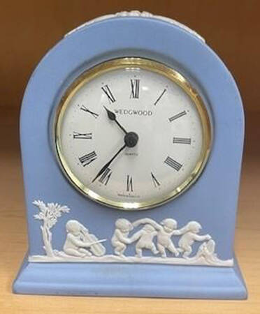 Cream Color on Lavender (Pale Blue) Jasperware Mantel Clock