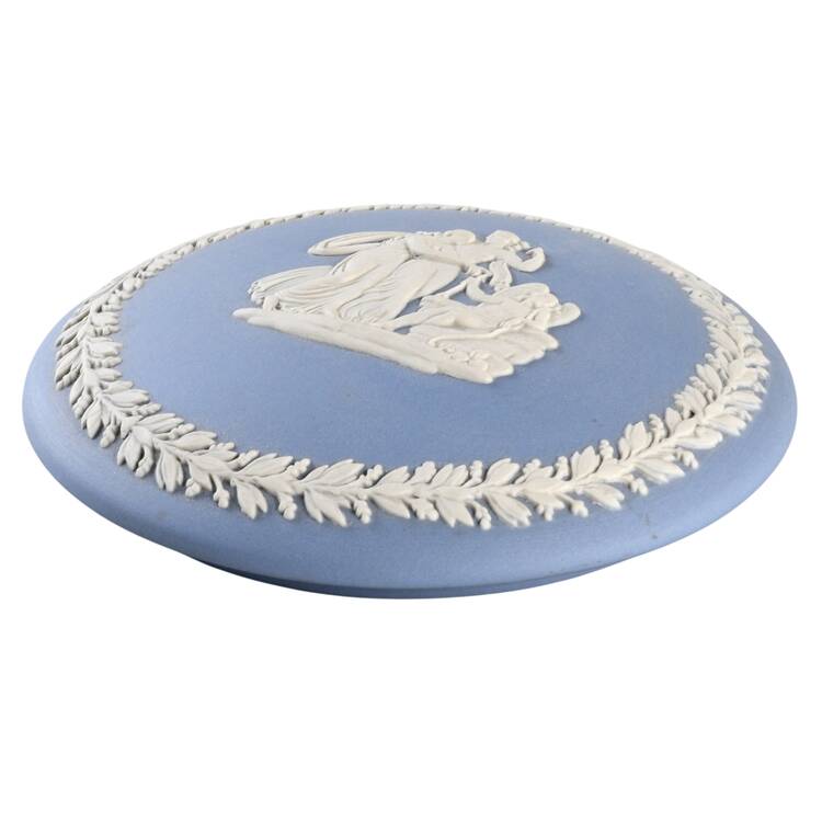 Cream Color on Lavender (Pale Blue) Jasperware 3" Round Fluted Box-Lid