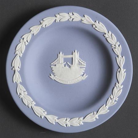 Cream Color on Lavender (Pale Blue) Jasperware Round Landmark Tray
