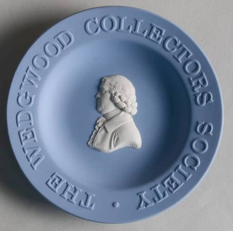 Cream Color on Lavender (Pale Blue) Jasperware Round Personality Tray