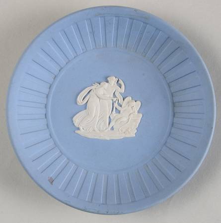 Cream Color on Lavender (Pale Blue) Jasperware 4" Round Fluted Tray