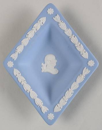 Cream Color on Lavender (Pale Blue) Jasperware Diamond Shape Tray