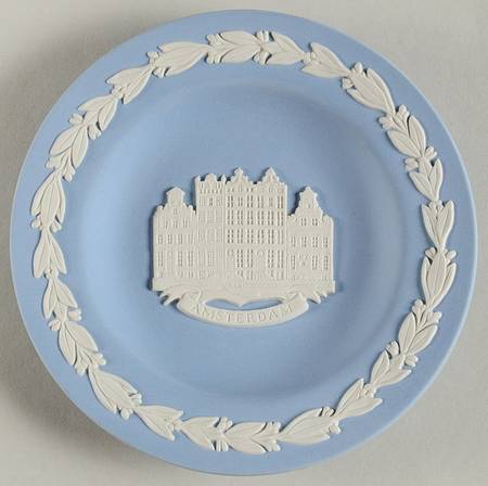 Cream Color on Lavender (Pale Blue) Jasperware 4" Round Tray