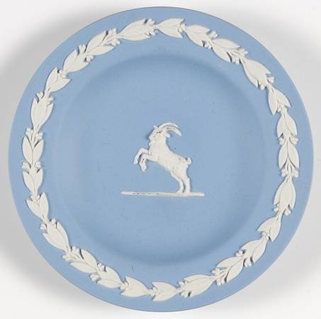 Cream Color on Lavender (Pale Blue) Jasperware 4" Zodiac Capricorn Round Tray