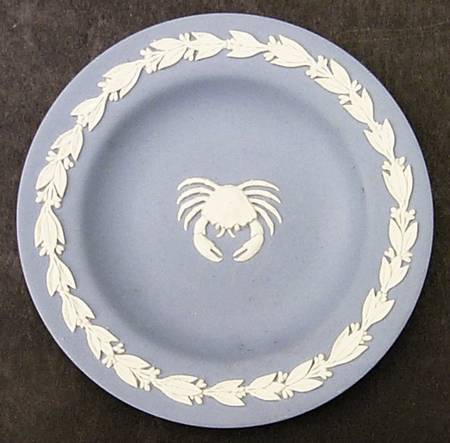 Cream Color on Lavender (Pale Blue) Jasperware 4" Zodiac Cancer Round Tray
