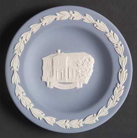 Cream Color on Lavender (Pale Blue) Jasperware Round Landmark Tray