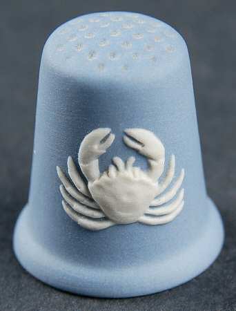 Cream Color on Lavender (Pale Blue) Jasperware Thimble