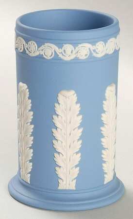 Cream Color on Lavender (Pale Blue) Jasperware 4" Spill Vase