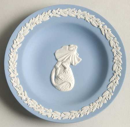 Cream Color on Lavender (Pale Blue) Jasperware Round Animal Tray