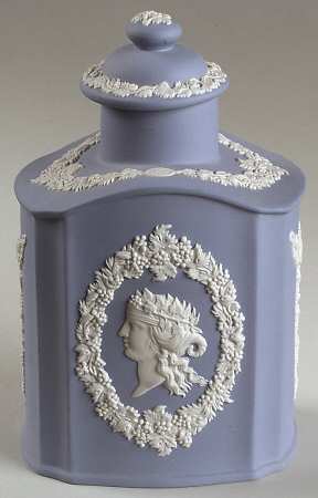 Cream Color on Lavender (Pale Blue) Jasperware Teapoy & Lid