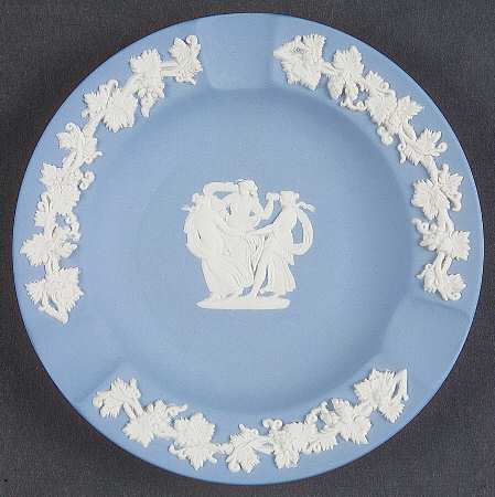 Cream Color on Lavender (Pale Blue) Jasperware 3 Slot Round Ashtray