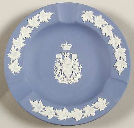 Cream Color on Lavender (Pale Blue) Jasperware 3 Slot Round Ashtray