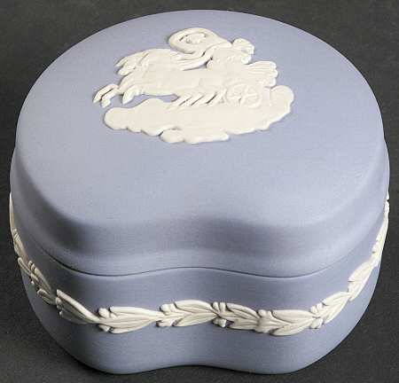 Cream Color on Lavender (Pale Blue) Jasperware Bean Box & Lid