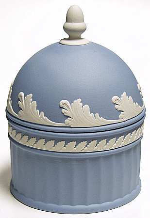 Cream Color on Lavender (Pale Blue) Jasperware Box-Acorn