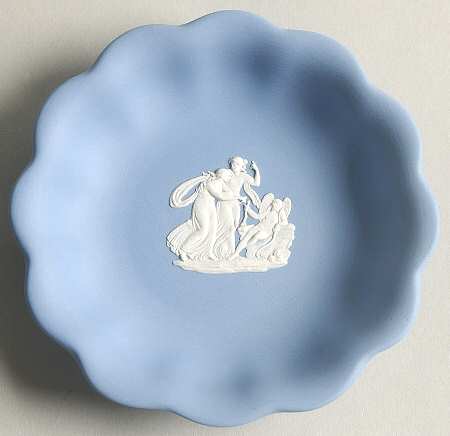 Cream Color on Lavender (Pale Blue) Jasperware Round Scalloped Compotier