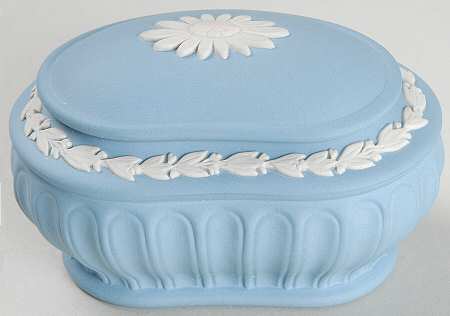 Cream Color on Lavender (Pale Blue) Jasperware Flora Box & Lid