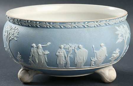 Cream Color on Lavender (Pale Blue) Jasperware 5" Fern Dish