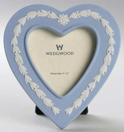 Cream Color on Lavender (Pale Blue) Jasperware Heart Shape Picture Frame